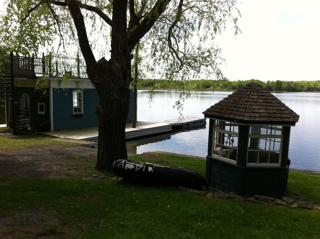 Hotel Windswept On The Trent Campbellford Zewnętrze zdjęcie